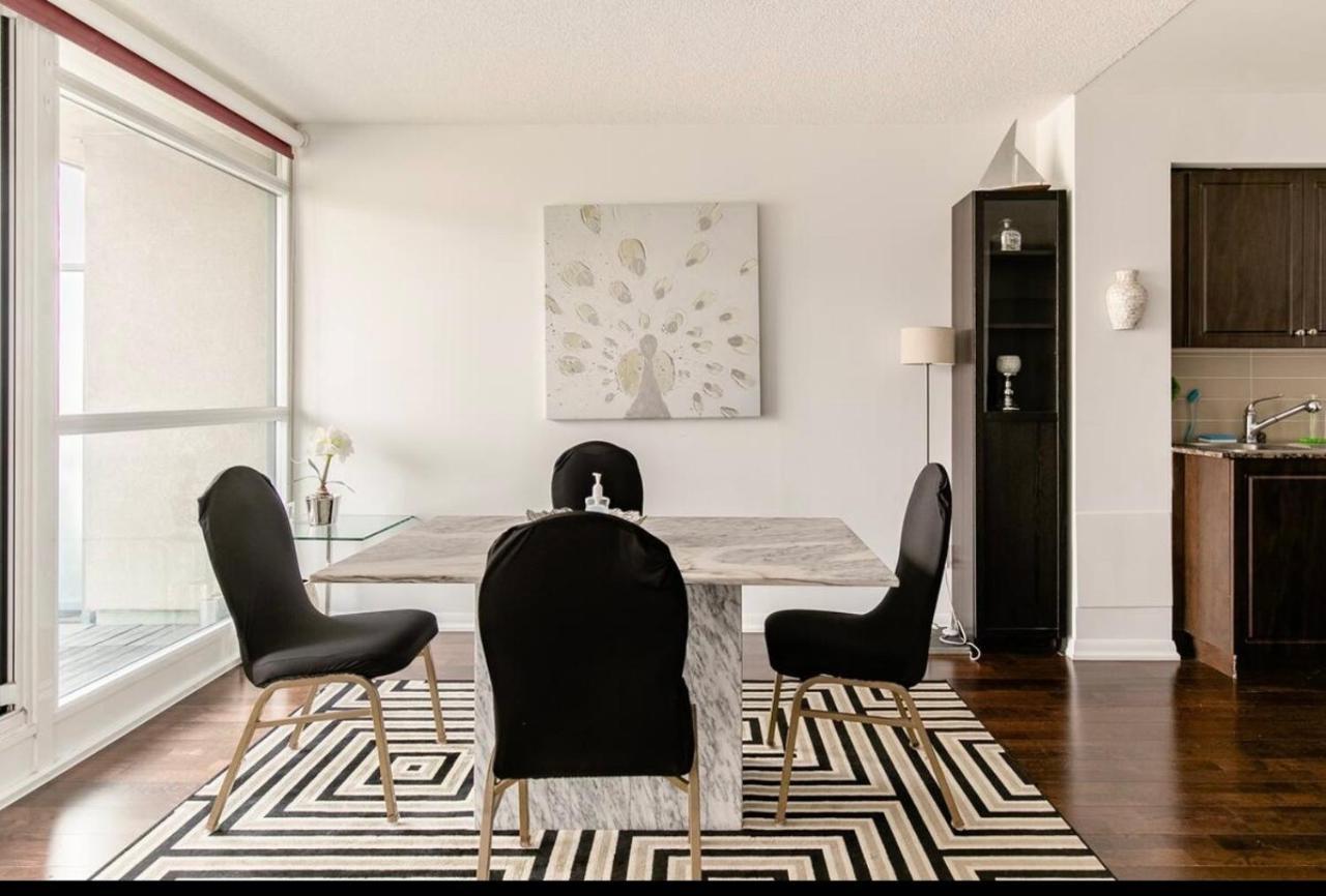 Downtown Toronto+Free Parking+Cn Tower View Apartment ภายนอก รูปภาพ