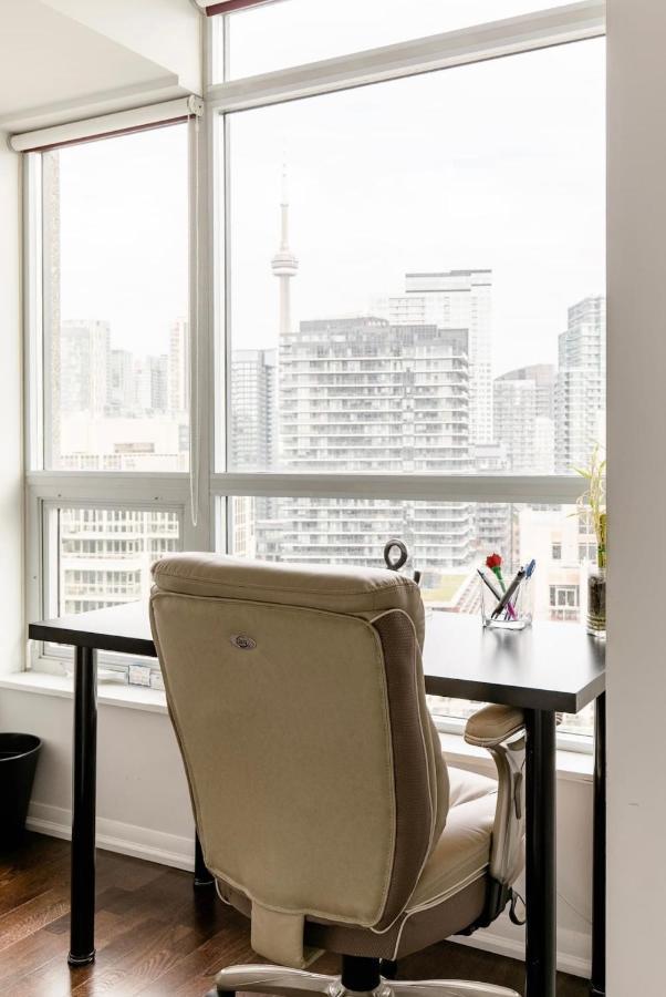Downtown Toronto+Free Parking+Cn Tower View Apartment ภายนอก รูปภาพ